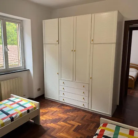 Xenia - 3 In Via Tunisia 8 *